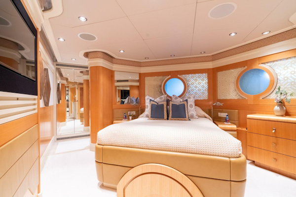 Delta Marine-Tri-Deck 2001-Ruffian Boston-Massachusetts-United States-5946225