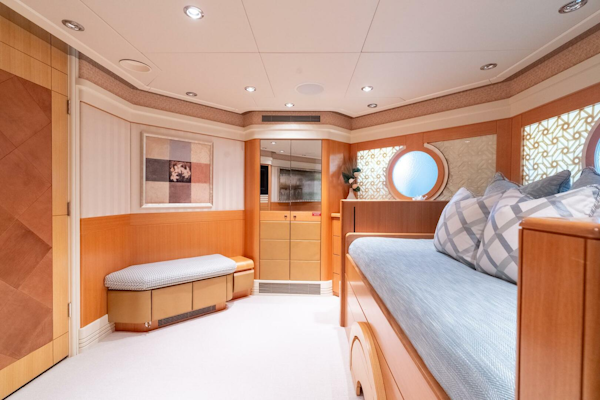 Delta Marine-Tri-Deck 2001-Ruffian Boston-Massachusetts-United States-5946220