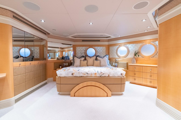 Delta Marine-Tri-Deck 2001-Ruffian Boston-Massachusetts-United States-5946211