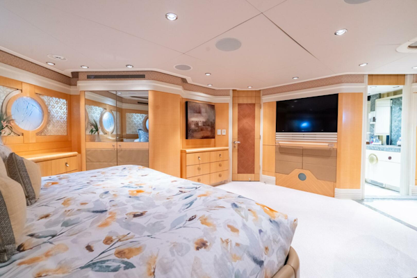 Delta Marine-Tri-Deck 2001-Ruffian Boston-Massachusetts-United States-5946209