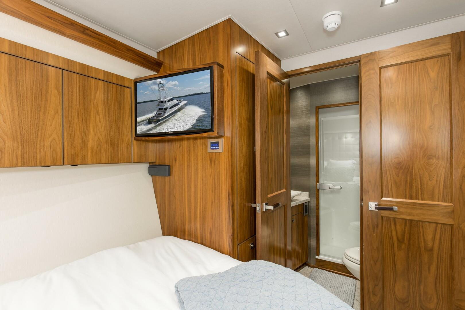 Viking-92 Enclosed Bridge 2016-Touché Orange Beach-Alabama-United States-2016 92 Viking Enclosed Bridge Touche Port Stateroom (3)-5551748 | Thumbnail