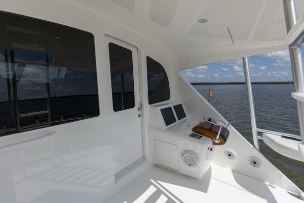 Viking-92 Enclosed Bridge 2016-Touché Orange Beach-Alabama-United States-2016 92 Viking Enclosed Bridge Touche Bridge Deck (1)-5551801