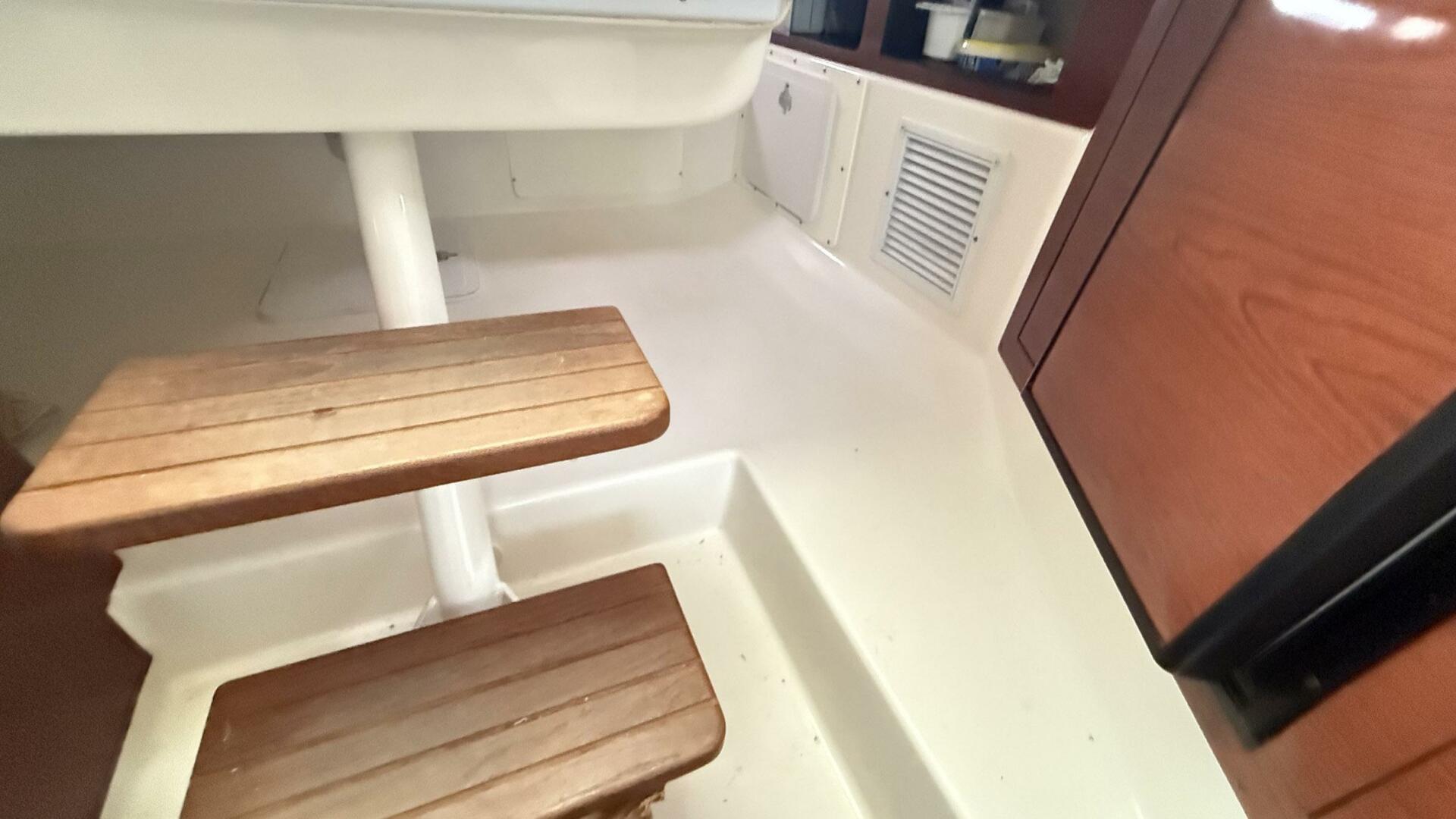 Edgewater-265 Express 2012 -Mount Pleasant-South Carolina-United States-5551971 | Thumbnail