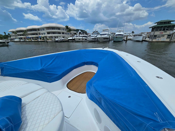 HCB-65 Estrella 2024 -Naples-Florida-United States-5555271