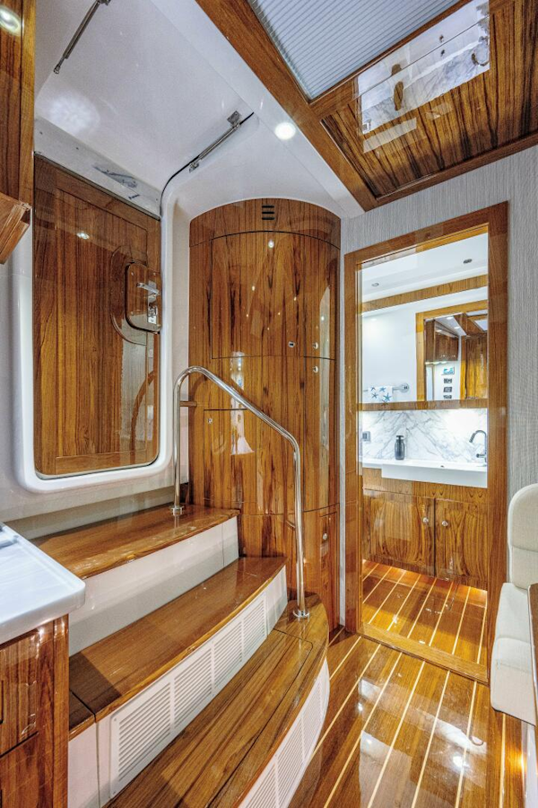 HCB-65 Estrella 2024 -Naples-Florida-United States-5555231