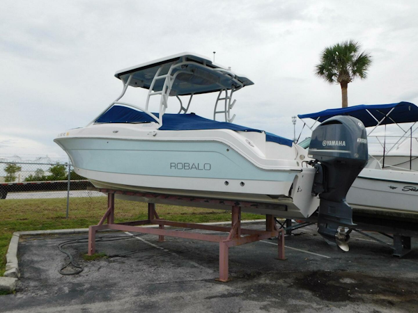 Robalo-R247 Dual Console 2016 -Ft. Pierce-Florida-United States-5556724