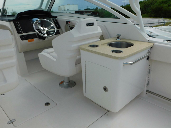 Robalo-R247 Dual Console 2016 -Ft. Pierce-Florida-United States-5556740