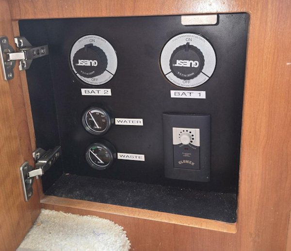 Silverton-392 Aft Cabin Motor Yacht 2003 -Barrington-Rhode Island-United States-5558616