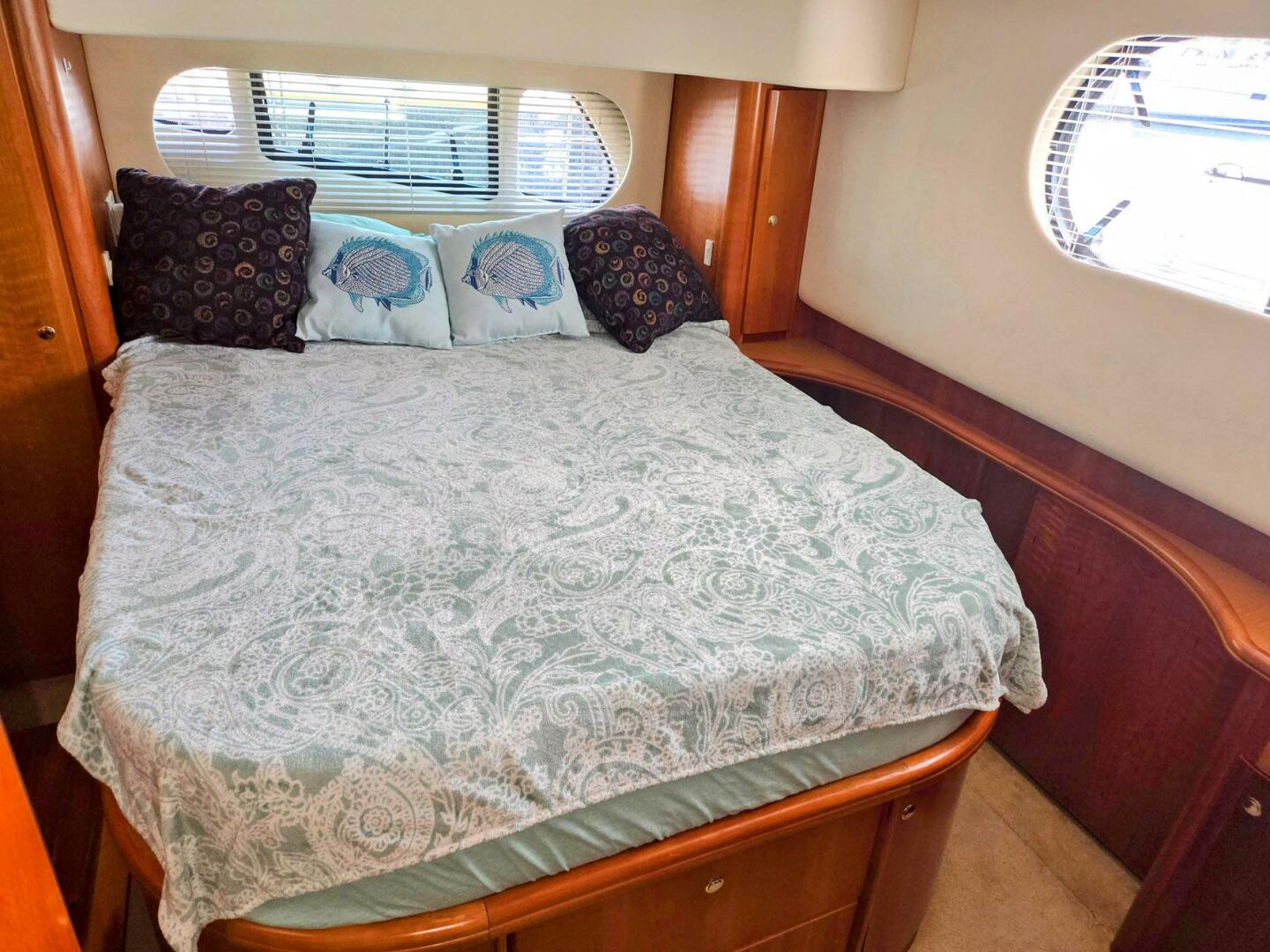 Silverton-392 Aft Cabin Motor Yacht 2003 -Barrington-Rhode Island-United States-5558620 | Thumbnail