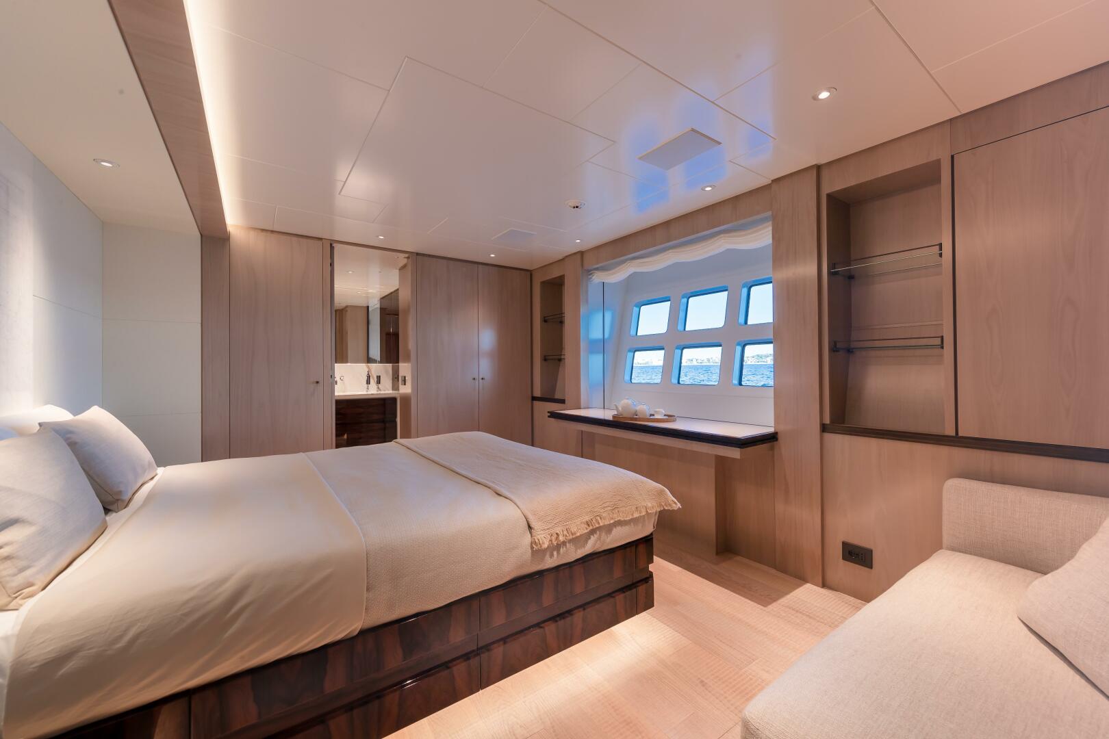 Canados-Expedition Yacht 2023-OCEANIC 143 West Palm Beach-Florida-United States-VIP Stateroom-5593189 | Thumbnail