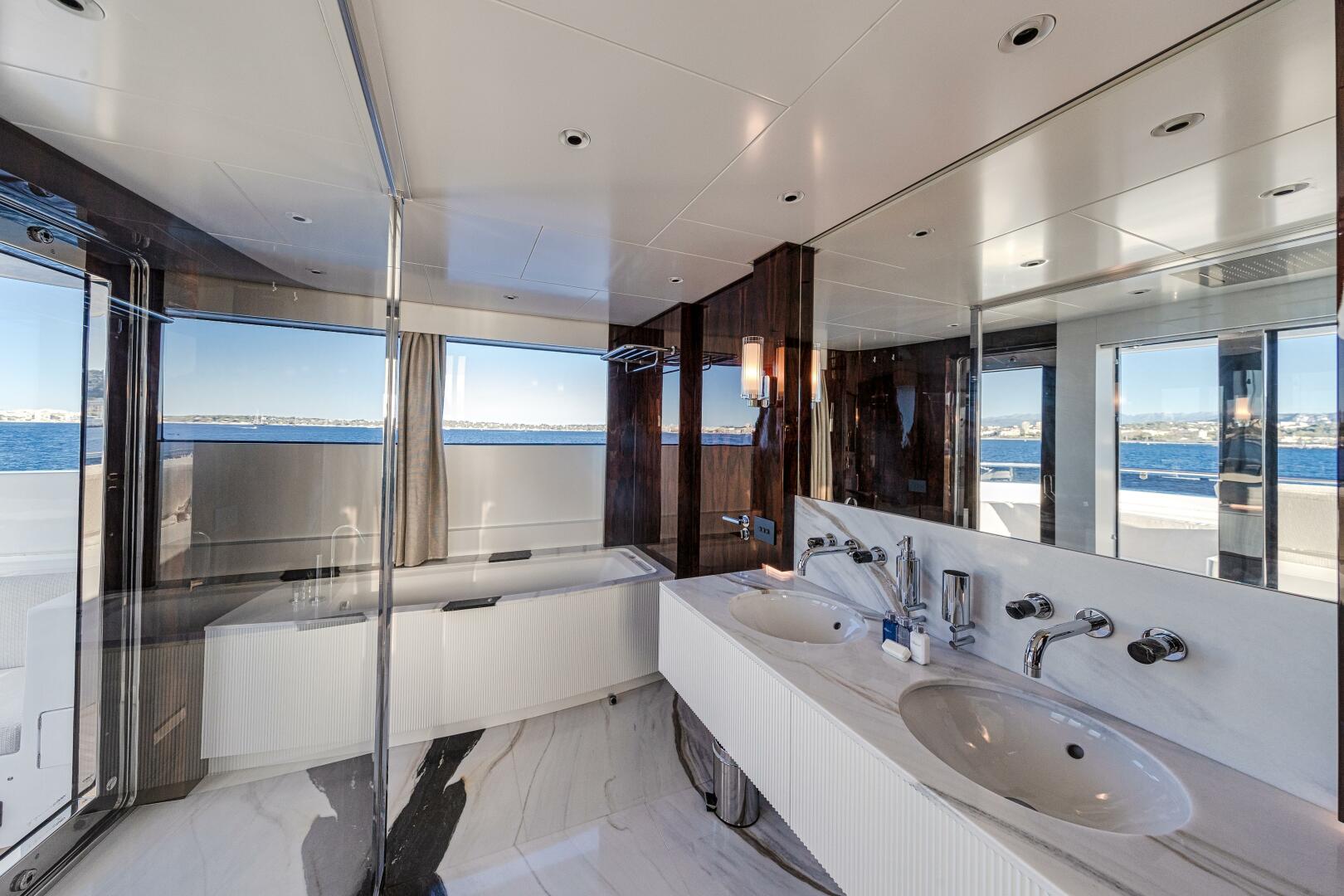 Canados-Expedition Yacht 2023-OCEANIC 143 West Palm Beach-Florida-United States-Owner Ensuite-5593180 | Thumbnail
