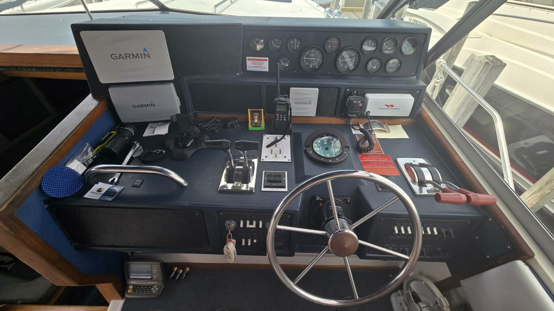 Sea Ray-390 Express Cruiser 1988 -Frankenmuth-Michigan-United States-5559583 | Thumbnail