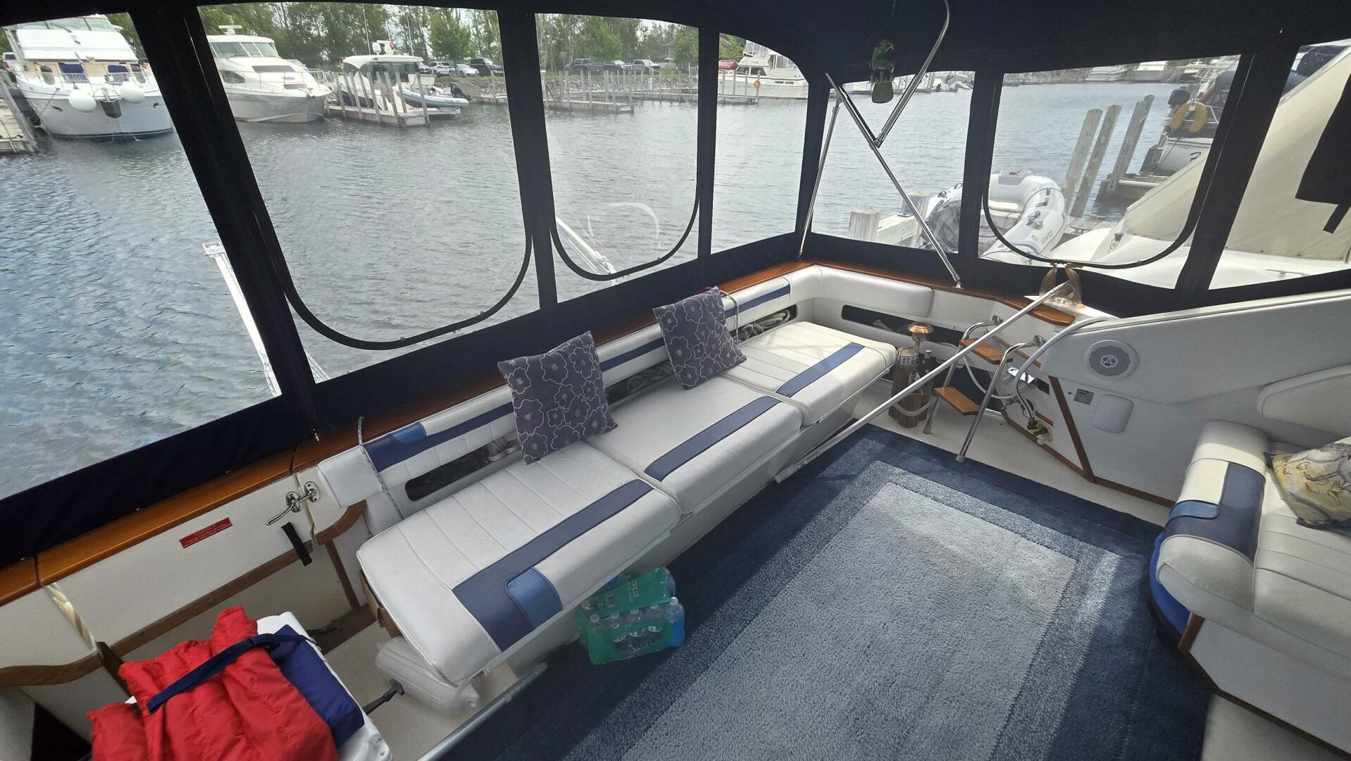 Sea Ray-390 Express Cruiser 1988 -Frankenmuth-Michigan-United States-5559573 | Thumbnail