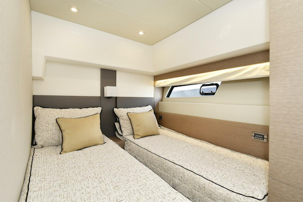 Prestige-560 Fly 2018 -Staten Island-New York-United States-5559947