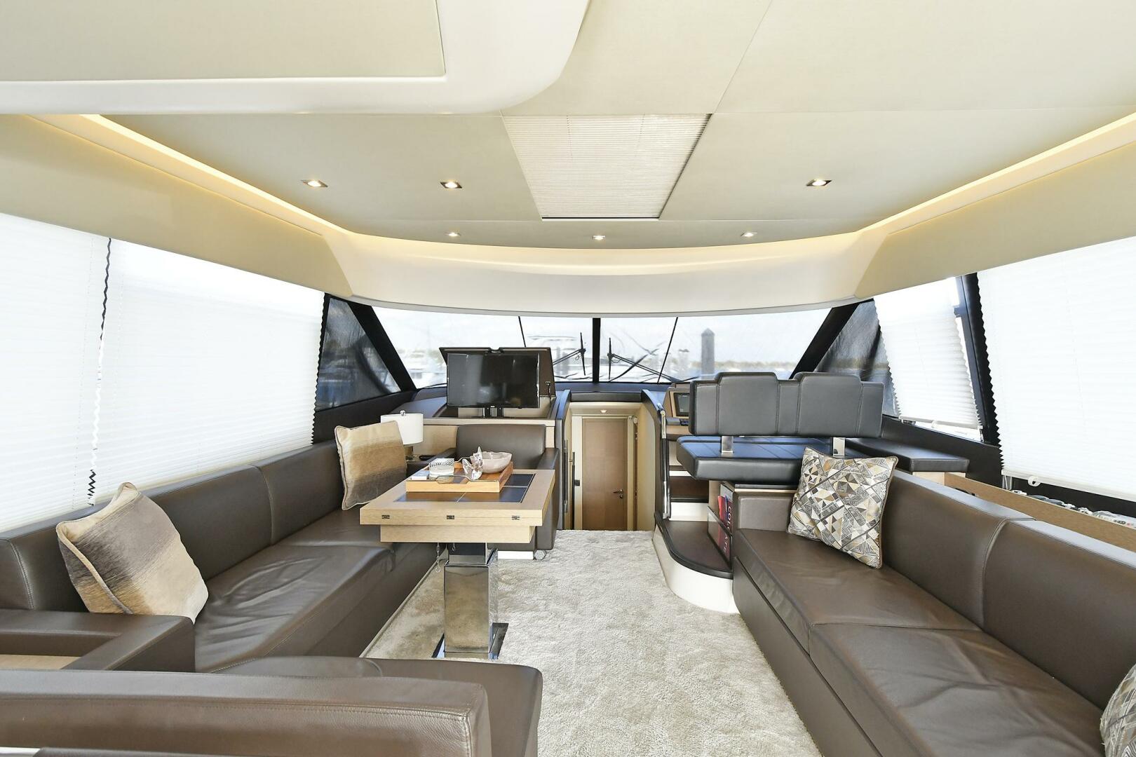 Prestige-560 Fly 2018 -Staten Island-New York-United States-5559971 | Thumbnail