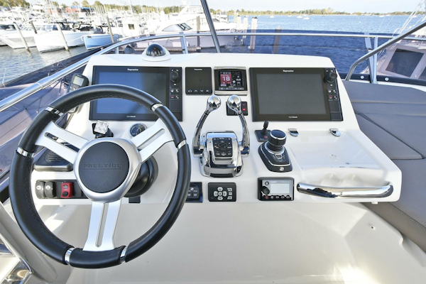 Prestige-560 Fly 2018 -Staten Island-New York-United States-5559995