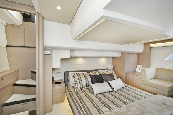 Prestige-560 Fly 2018 -Staten Island-New York-United States-5559962