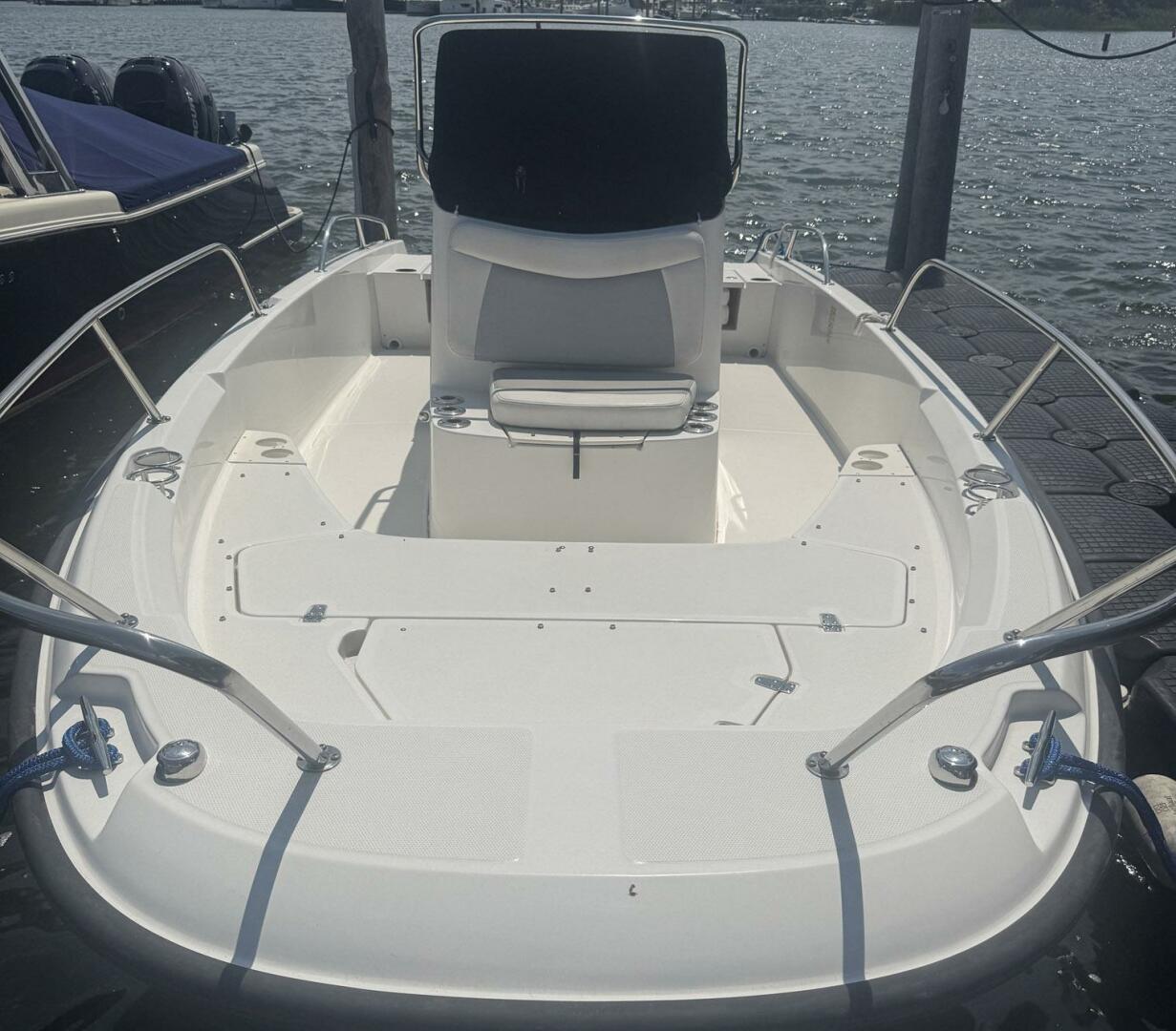 Boston Whaler-210 Dauntless 2015 -East Hampton-New York-United States-5565056 | Thumbnail