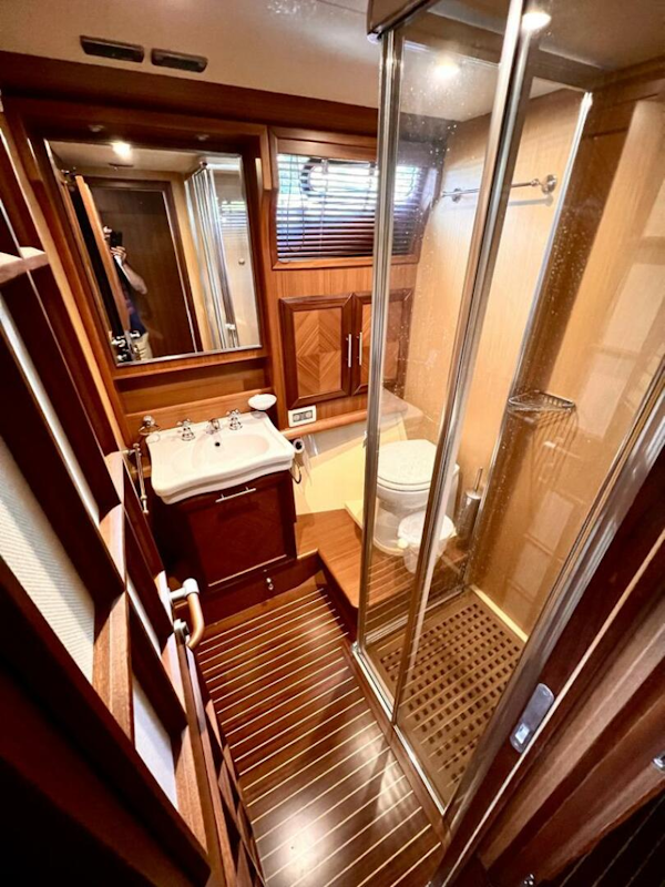 Mochi Craft-Dolphin 2006 -Dighton-Massachusetts-United States-5568991