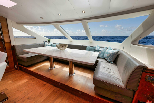 Horizon-P110 Tri-Deck 2012-IN THE ZONE Jupiter-Florida-United States-GALLEY DINETTE -5576002