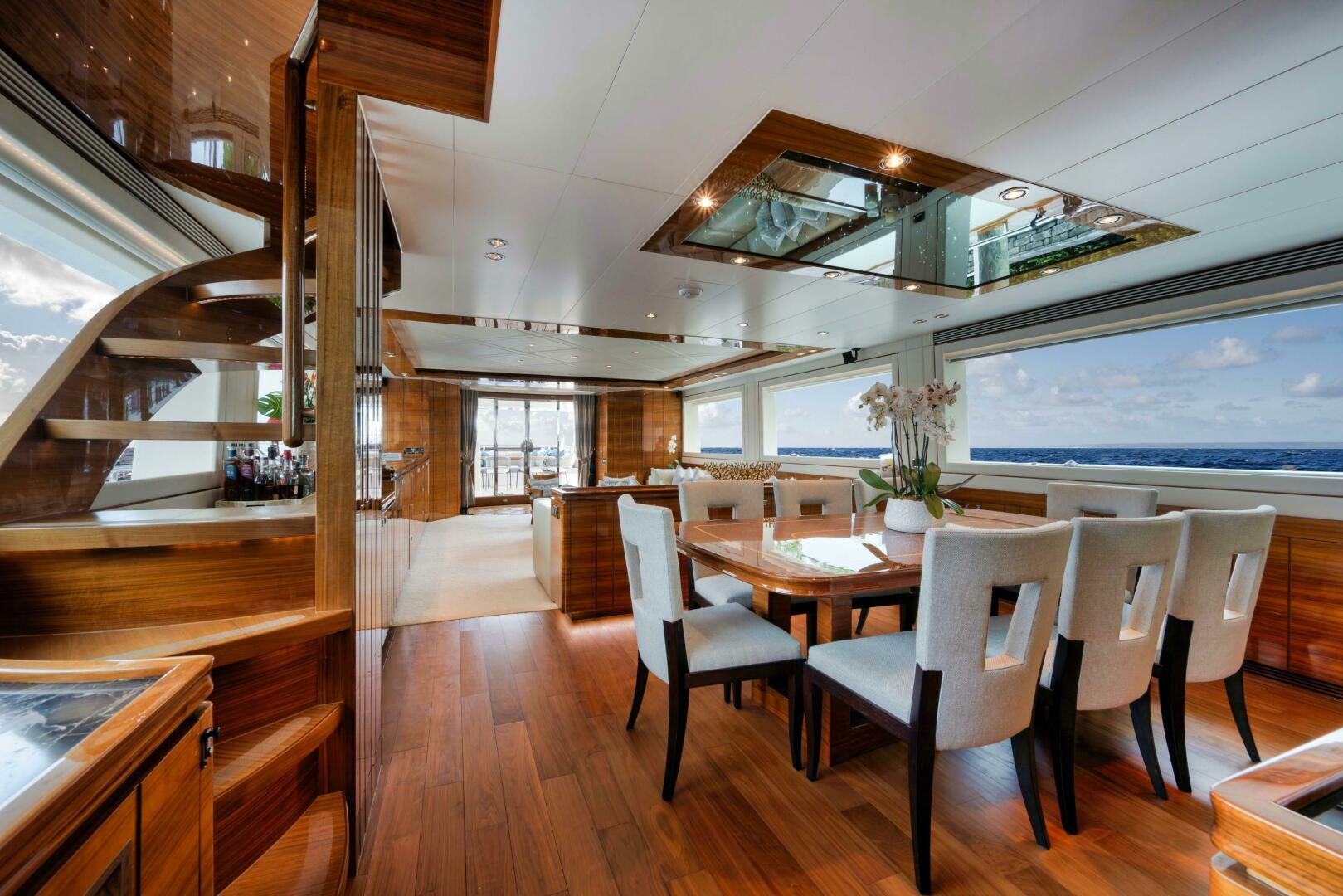 Horizon-P110 Tri-Deck 2012-IN THE ZONE Jupiter-Florida-United States-FORMAL DINING-5575997 | Thumbnail