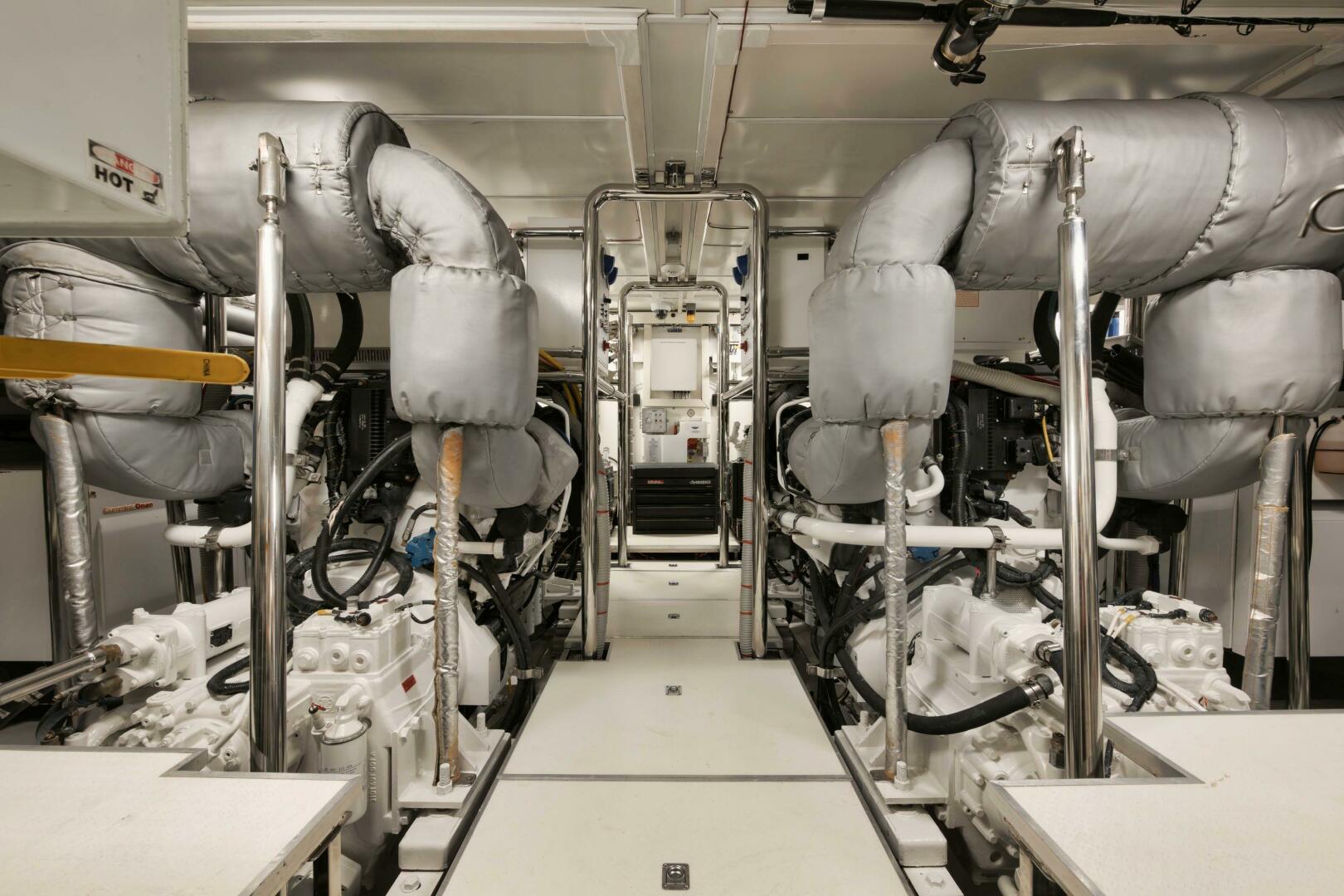 Horizon-P110 Tri-Deck 2012-IN THE ZONE Jupiter-Florida-United States-ENGINE ROOM-5576033 | Thumbnail