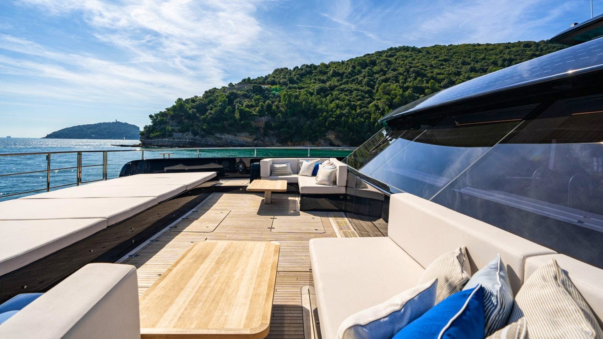 SUNREEF YACHTS-Sunreef 100 Power 2025-PETITE BELLE Florida-United States-6049654 | Thumbnail