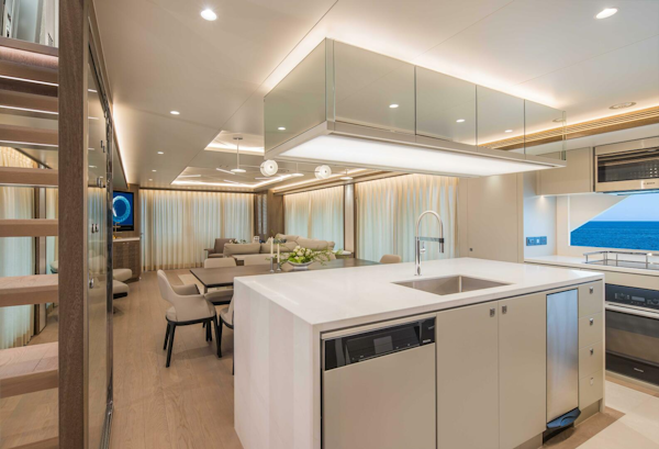 Horizon-FD90-234 2026-FD90-234 Fort Lauderdale-Florida-United States-The New Horizon FD90 Split-Use Skylounge Hull 34-5603123