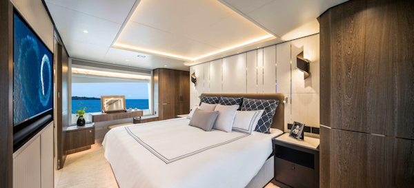 Horizon-FD90-234 2026-FD90-234 Fort Lauderdale-Florida-United States-The New Horizon FD90 Split-Use Skylounge Hull 34-5603129