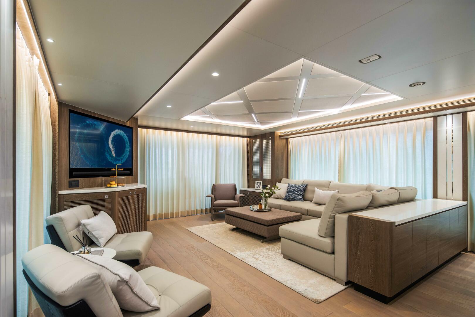 Horizon-FD90-234 2026-FD90-234 Fort Lauderdale-Florida-United States-The New Horizon FD90 Split-Use Skylounge Hull 34-5603120 | Thumbnail