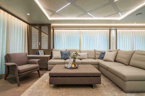 Horizon-FD90-234 2026-FD90-234 Fort Lauderdale-Florida-United States-The New Horizon FD90 Split-Use Skylounge Hull 34-5603121