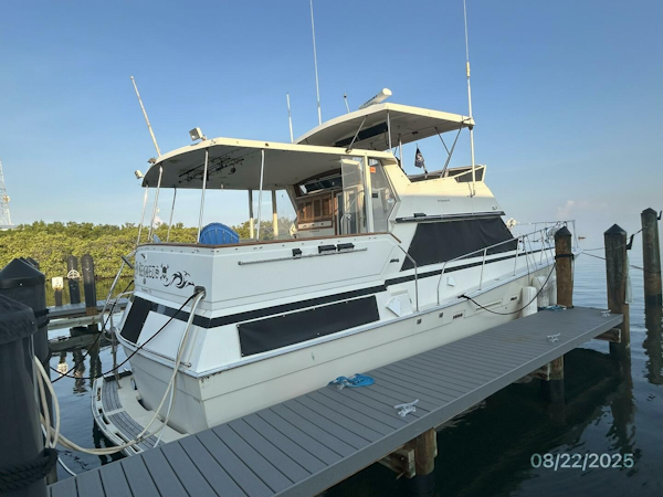 Viking-44 1984-No Regrets Marathon-Florida-United States-44 Viking starboard aft profile-5581958