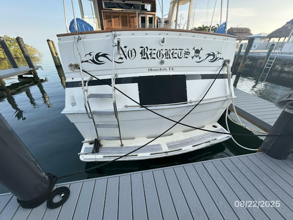 Viking-44 1984-No Regrets Marathon-Florida-United States-44 Viking swimplatform -5581967