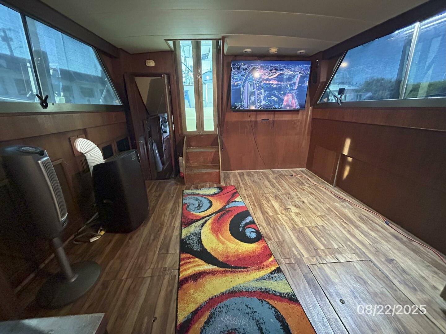 Viking-44 1984-No Regrets Marathon-Florida-United States-44 Viking salon aft-5581951 | Thumbnail