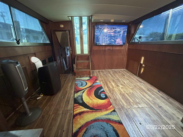 Viking-44 1984-No Regrets Marathon-Florida-United States-44 Viking salon aft-5581951