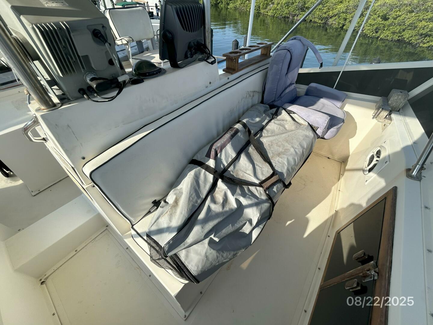 Viking-44 1984-No Regrets Marathon-Florida-United States-44 Viking flybridge forward seating-5581851 | Thumbnail
