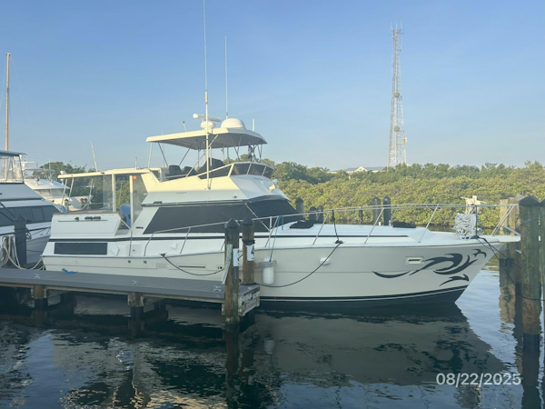 Viking-44 1984-No Regrets Marathon-Florida-United States-44 Viking starboard profile-5581959