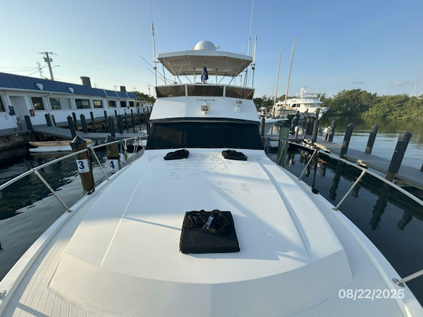 Viking-44 1984-No Regrets Marathon-Florida-United States-44 Viking foredeck aft-5581860