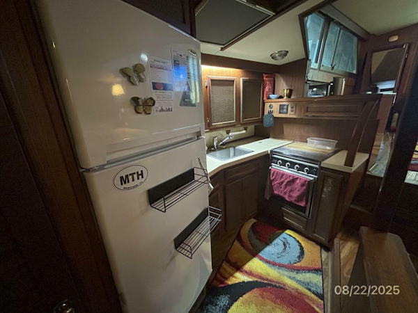 Viking-44 1984-No Regrets Marathon-Florida-United States-44 Viking galley3-5581864