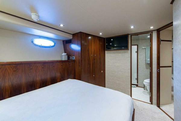 Viking-Enclosed Flybridge 2018-OBSESSION Stuart-Florida-United States-Port Guest Cabin Looking Forward-5587861