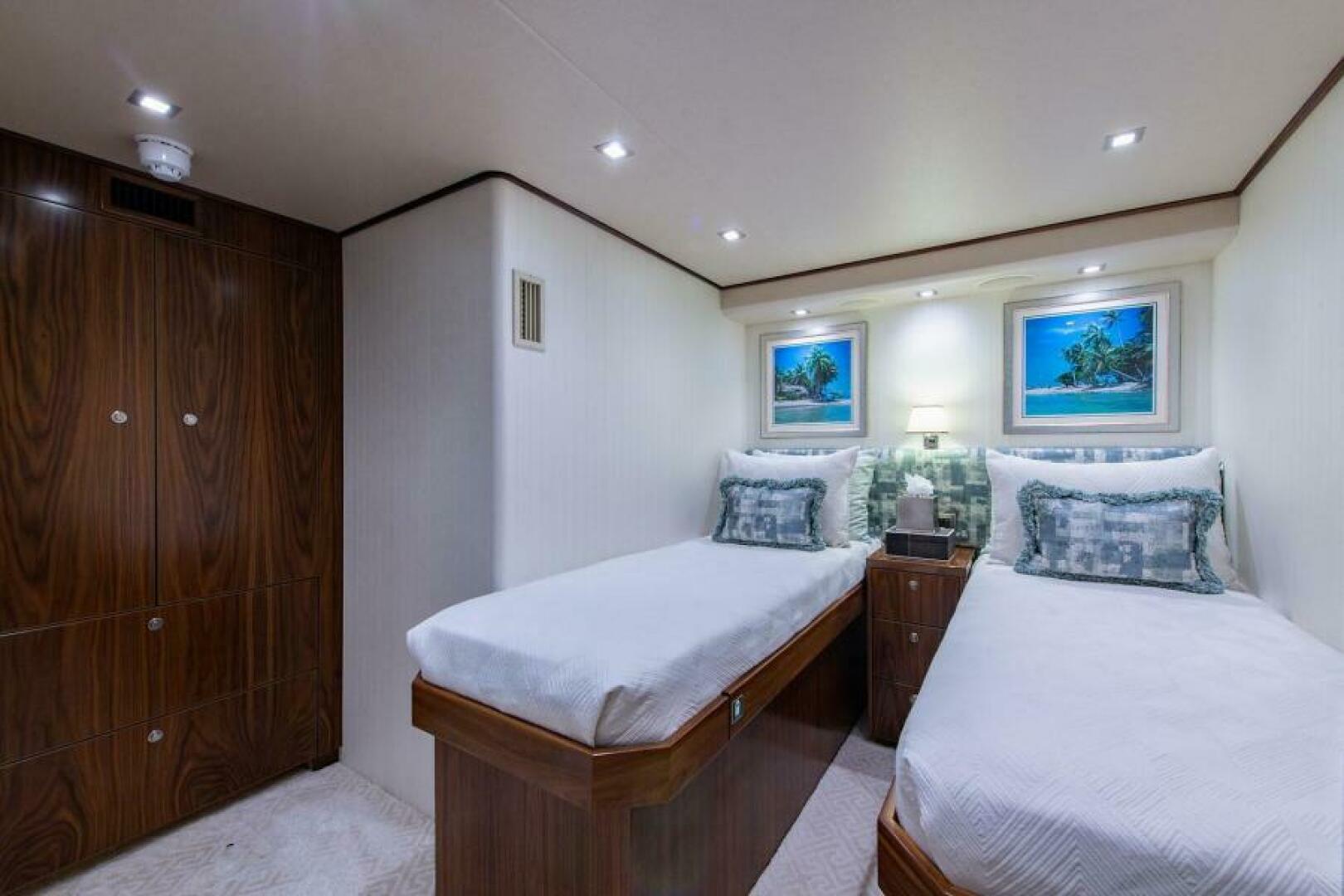 Viking-Enclosed Flybridge 2018-OBSESSION Stuart-Florida-United States-Guest Starboard Twin Cabin-5587859 | Thumbnail