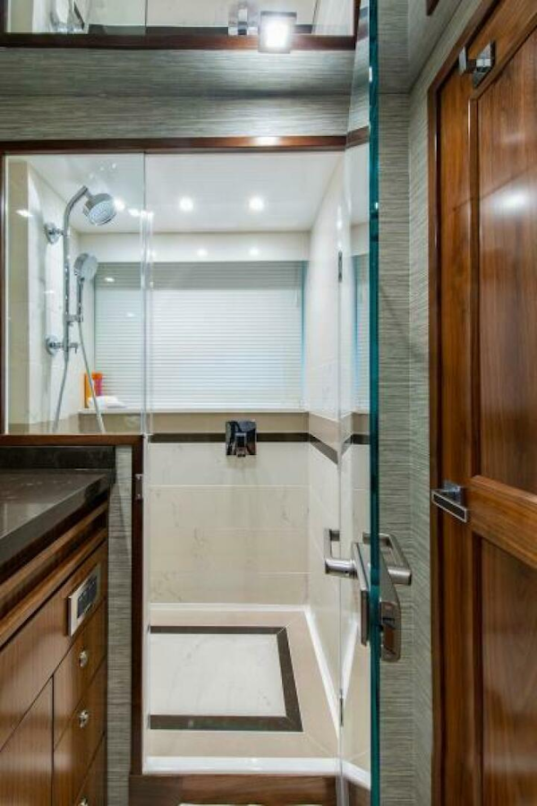Viking-Enclosed Flybridge 2018-OBSESSION Stuart-Florida-United States-Master Shower-5587848