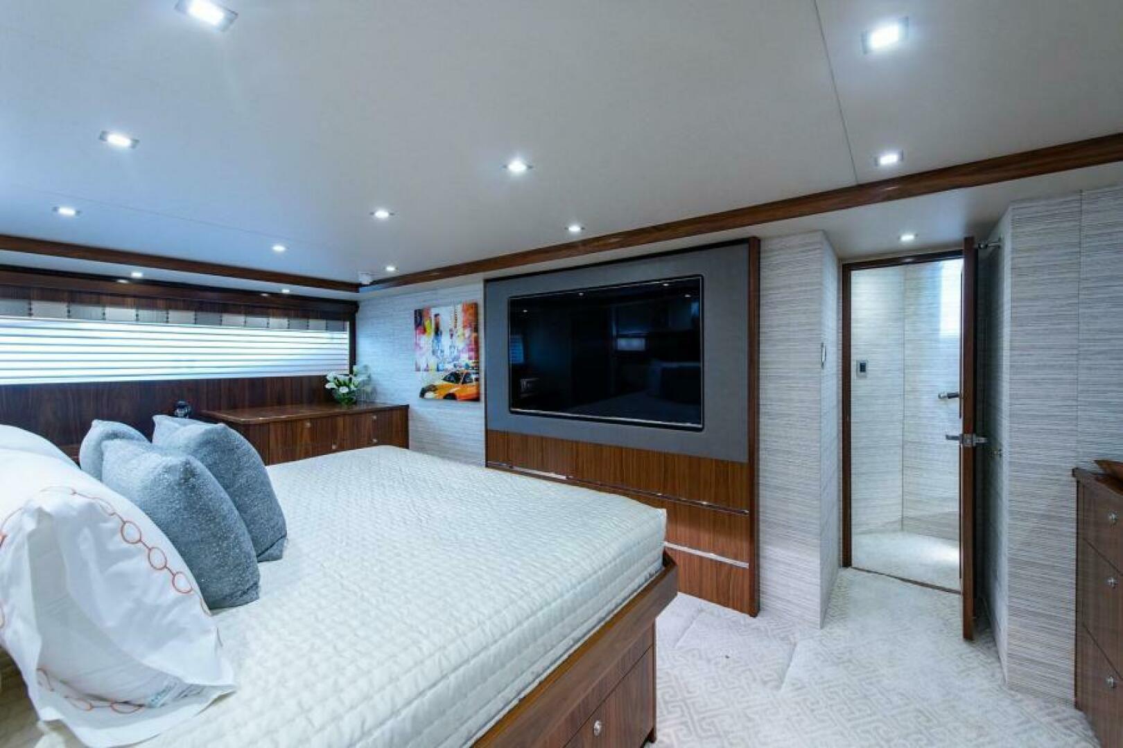 Viking-Enclosed Flybridge 2018-OBSESSION Stuart-Florida-United States-Master Looking Forward-5587842 | Thumbnail