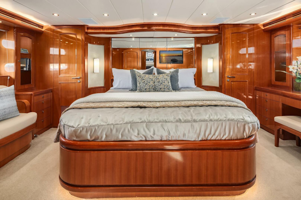 Hampton-720 Skylounge LRC 2014-LA BELLA VITA II Seattle-Washington-United States-Owners Stateroom-5730450