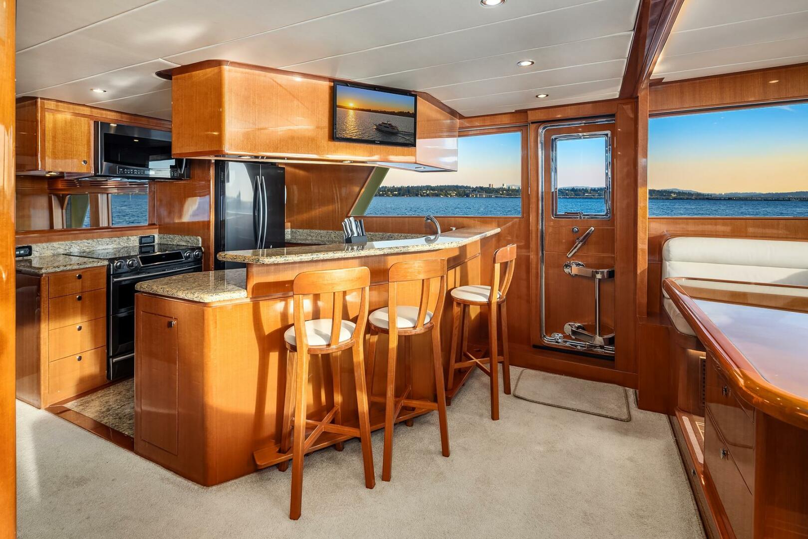 Hampton-720 Skylounge LRC 2014-LA BELLA VITA II Seattle-Washington-United States-Galley-5730429 | Thumbnail