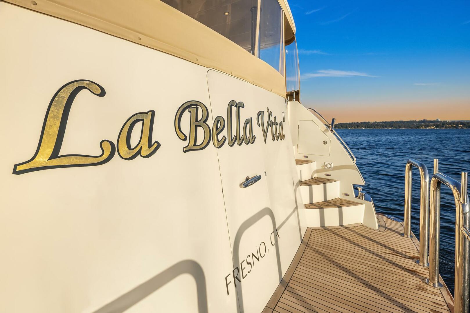 Hampton-720 Skylounge LRC 2014-LA BELLA VITA II Seattle-Washington-United States-Swim Step Platform-5730504 | Thumbnail