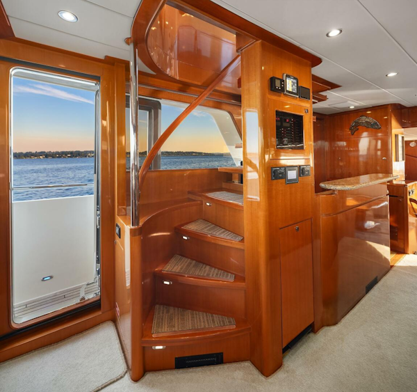 Hampton-720 Skylounge LRC 2014-LA BELLA VITA II Seattle-Washington-United States-Companionway-5730434