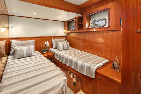Hampton-720 Skylounge LRC 2014-LA BELLA VITA II Seattle-Washington-United States-Guest Stateroom-5730459