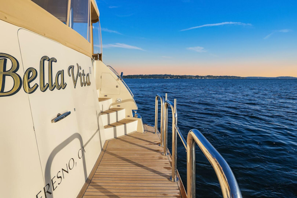 Hampton-720 Skylounge LRC 2014-LA BELLA VITA II Seattle-Washington-United States-Swim Step Platform-5730503