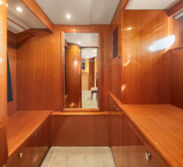 Hampton-720 Skylounge LRC 2014-LA BELLA VITA II Seattle-Washington-United States-Owners Stateroom-5730456